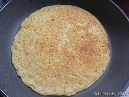 Chickpea flour, water and seasoning